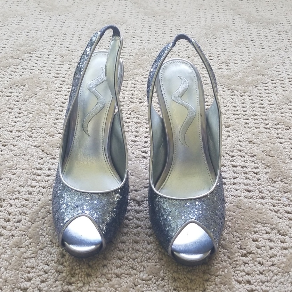 Slingback heels